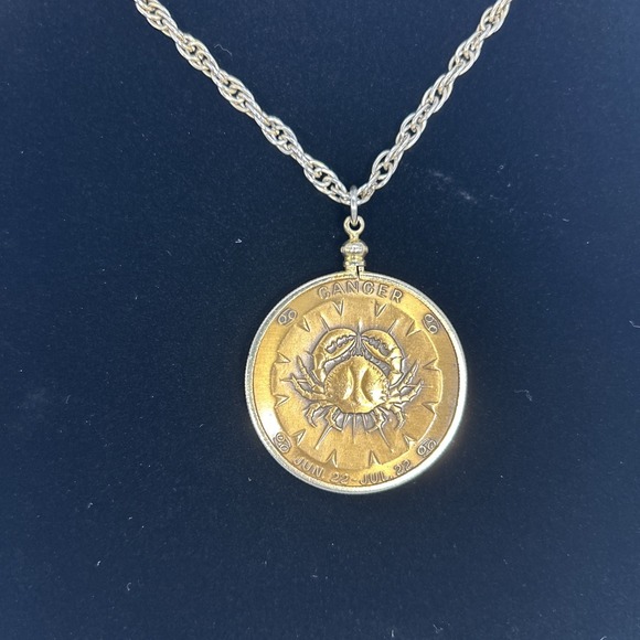The Sign of The Zodiac Jewelry - VTG Sign of The Zodiac Cancer Brass Medallion Coin Circle Pendant 24" Necklace